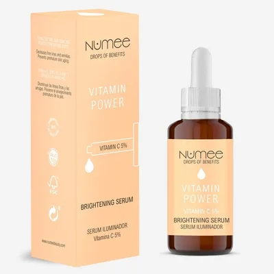 Numee Vitamin Power Brightening Serum (Serum rozjaśniające)