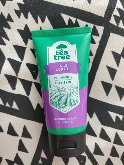Mascot Europe BV Tea Tree Face Scrub Purifying (Peeling do twarzy)
