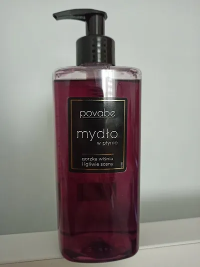 Povabe Premium, Mydło w płynie  `Gorzka wiśnia i igliwie sosny`