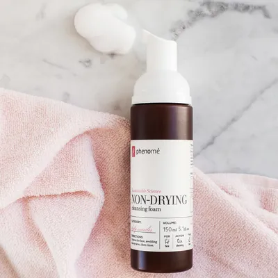 Phenomé Non - Drying Cleansing Foam (Pianka do mycia skóry wrażliwej)
