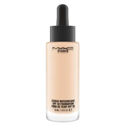 M.A.C. Studio Waterweight SPF 30 Foundation (Podkład do twarzy)
