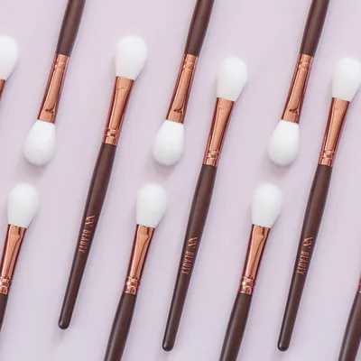VAV Beauty Highlighter Brush (Pędzel do rozświetlacza)