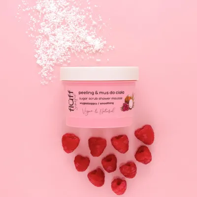 Fluff Superfood, Smoothing Sugar Scrub Shower Mousse (Wygładzający peeling & mus do ciała `Malina i kokos`)
