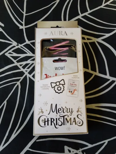 Aura Merry Christmas Set (Opaska kosmetyczna z kokardą + maseczka w płachcie)