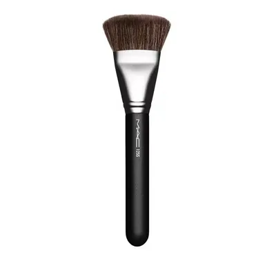 M.A.C. Split Fibre Dense Face Brush 125S (Pędzel do twarzy)