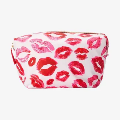 Oriflame Bisous, Kosmetyczka