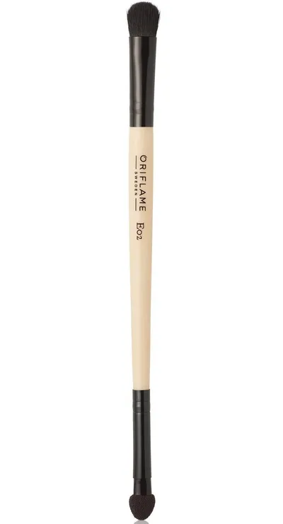 Oriflame Precision, Dwustronny pędzel do cieni E02