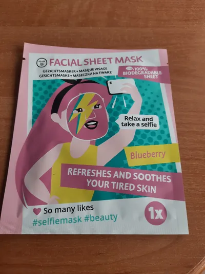 Mascot Europe BV Facial Sheet Mask Blueberry (Maska w plachcie `Jagoda`)