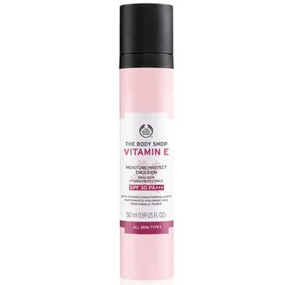 The Body Shop Vitamin E, Day Lotion SPF 30 (Nawilżająca ochronna emulsja SPF 30)