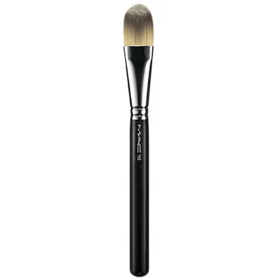 M.A.C. Foundation Brush 190 (Pędzel do podkładu)