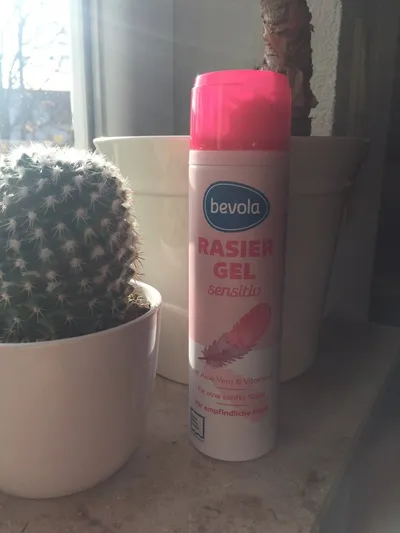 Bevola Shaving Gel Sensitive (Delikatny żel do golenia)