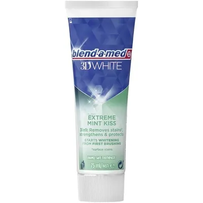 Blend - a - med 3D White Fresh Extreme Mint Kiss Toothpaste (Pasta do zębów)