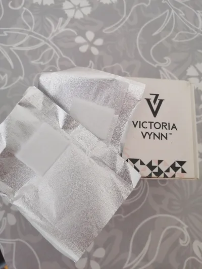 Victoria Vynn Foil Removal Wraps (Folia do ściągania hybrydy)