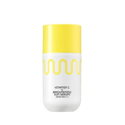 CommonLabs Vitamin C, Brightening Sun Serum SPF50+PA++++ (Rozjaśniające serum przeciwsłoneczne z witaminą c)