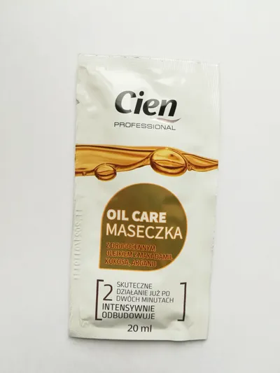 Cien Professional,  Maseczka do włosów z drogocennym olejkiem z makadamii, kokosa, arganu `Oil Care`