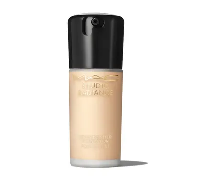 M.A.C. Studio Radiance Serum-powered Foundation (Podkład)