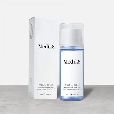 Medik8 Press & Clear Exfoliating 2% BHA Tonic (Tonik złuszczający z kwasami BHA 2%)