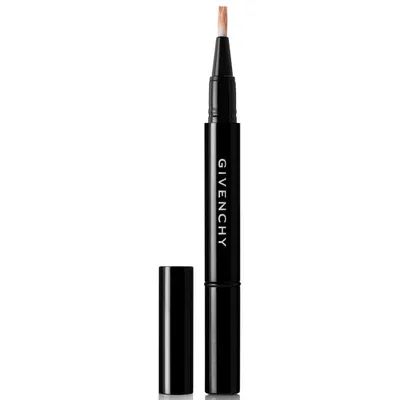 Givenchy Mister Light, Instant Light Correcting Pen (Korektor rozświetlający w pędzelku)