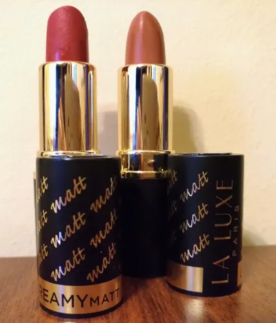 La Luxe Paris Creamy Matt Lipstick (Pomadka matowa)