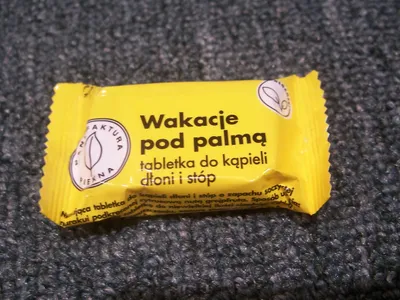 Manufaktura Piękna Tabletka do kąpieli dłoni i stóp `Wakacje pod palmą`