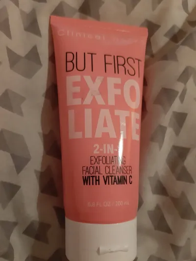 Clinical Works But First Exfoliate, 2-in-1  Exfoliating Facial Cleanser with Vitamin C (Złuszczający środek do mycia twarzy z witaminą C)