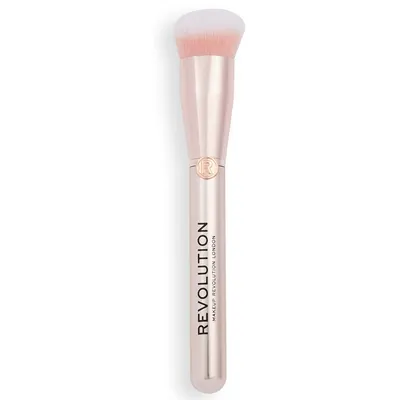 Revolution Beauty (Makeup Revolution) Create, Angled Foundation Brush R8 (Pędzel do podkładu)