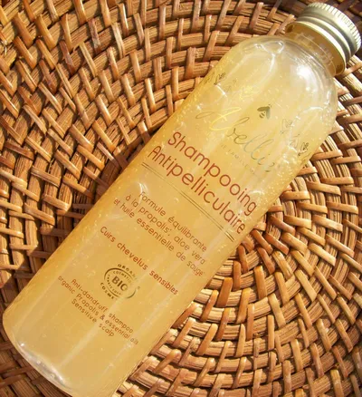Abellie Shampooing Antipelliculaire (Organiczny szampon przeciwłupieżowy z propolisem i aloesem)