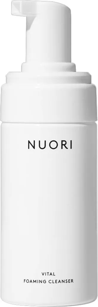 Nuori Vital Foaming Cleanser (Pianka oczyszcząjąca z ekstraktem z granatu i korzenia rzodkwi)
