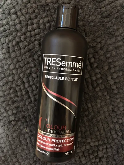 TRESemme Colour Revitalise, Colour Protection Shampoo (Szampon do włosów (nowa wersja))
