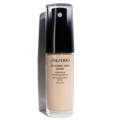 Shiseido Synchro Skin Glow, Luminizing Fluid Foundation SPF 20 (Podkład rozświetlający)