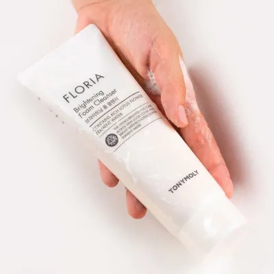 Tony Moly Floria, Brightening Foam Cleanser (Rozjaśniająca pianka do mycia twarzy)
