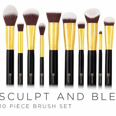 BH Cosmetics Sculpt & Blend, Brush Set (Zestaw 10 pędzli do makijażu)