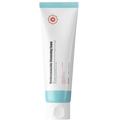 A'pieu Madecassoside Cleansing Foam (Nawilżająca pianka oczyszczająca)