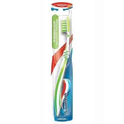 Aquafresh In-Between Clean Medium Toothbrush (Szczoteczka do zębów)