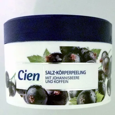 Cien Wyszczuplający peeling solny z czarną porzeczką i kofeiną
