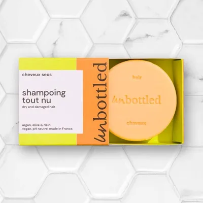 Unbottled Shampoing Tout Nu (Szampon w kostce do suchych włosów)