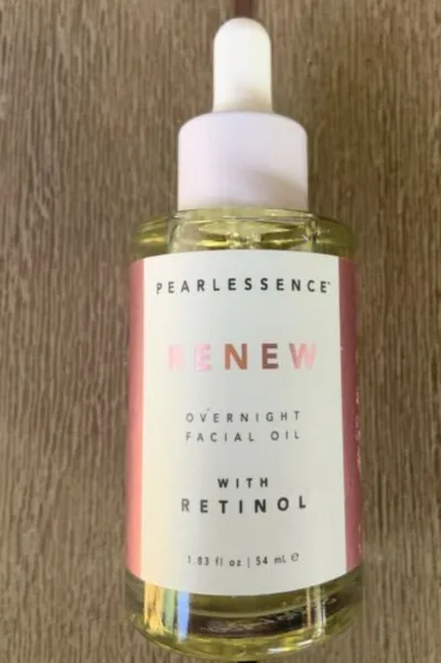 Pearl Essence Renew Overnight Facial Oil with Retinol (Serum do twarzy)