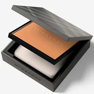 Burberry Cashmere Compact (Podkład w kompakcie)