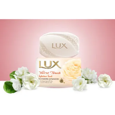 Lux Velvet Touch Soap with Silkessence, Jasmine & Almond Oil (Mydło toaletowe w kostce)