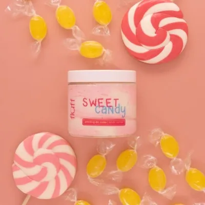 Fluff Sweet Candy Body Scrub (Peeling do ciała o zapachu słodkich cukierków)