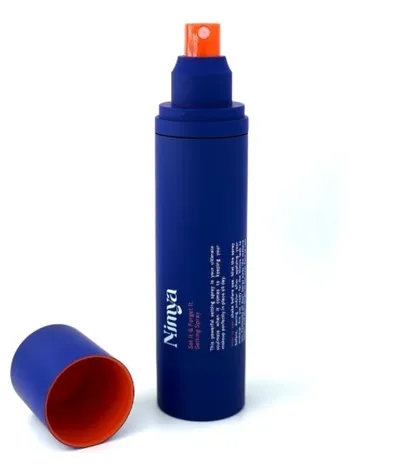 Nimya by Nikki Tutorials Set It & Forget It Setting Spray (Spray utrwalający)