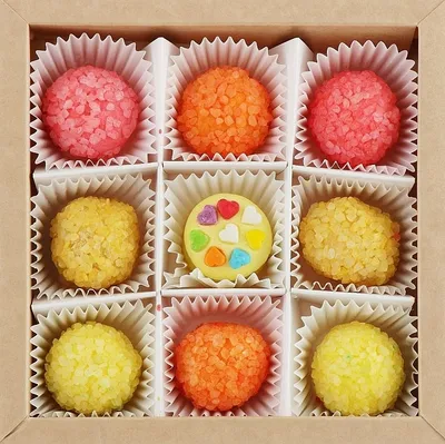 Dushka Cosmetics Fruity Magic Candies (Twarda piana do kąpieli owocowa)