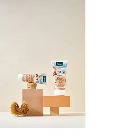 Kneipp Winter Feel, Regenerating Hand Cream Saffron, Chestnut, Shea Butter (Regenerujący krem do rąk `Szafran, kasztan, masło shea`)