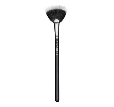 M.A.C. 184S Duo Fibre Fan Brush (Pędzel do rozświetlacza)