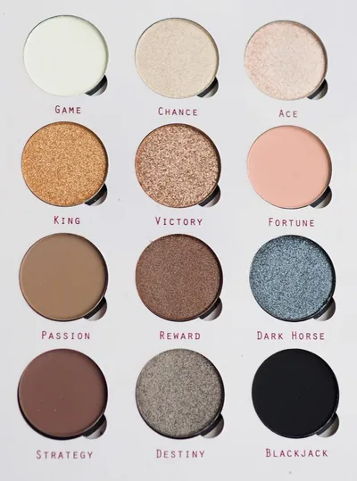 Mexmo Queens & Hearts Eyeshadow Palette (Paleta cieni do powiek)