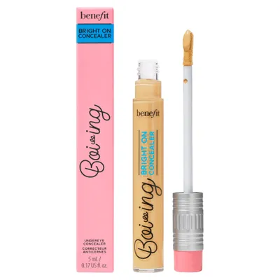 BeneFit Boi-ing Bright On Concealer (Lekki rozświetlający korektor)