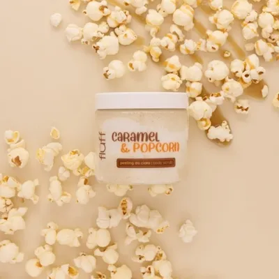 Fluff Caramel & Popcorn Body Scrub (Peeling do ciała o zapachu karmelu i popcornu)