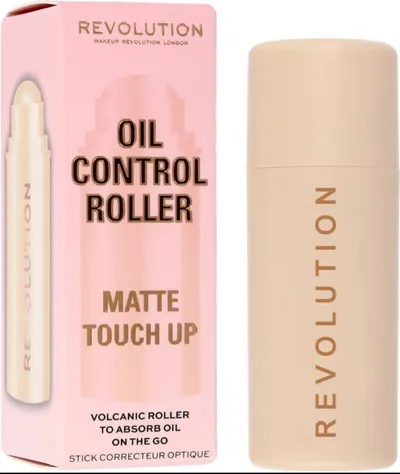 Revolution Beauty (Makeup Revolution) Matte Touch Up Oil Control Roller (Sztyft absorbujący sebum)