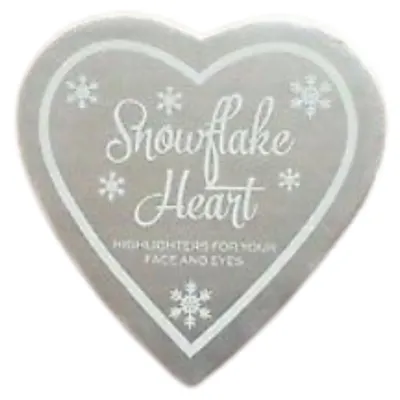 I Heart Revolution Snowflake Heart (Rozświetlacz do twarzy)