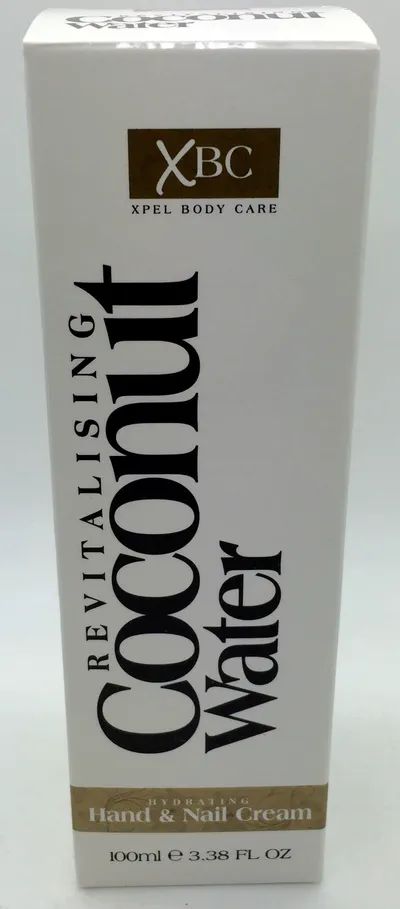 XBC Revitalising Coconut Water,  Hydrating Hand Cream (Nawilżający krem do rak i paznokci)